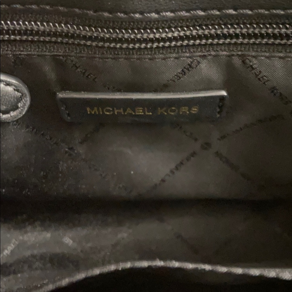 Michael Kors Serena Medium Flap Shoulder Bag - Picture 2 of 5